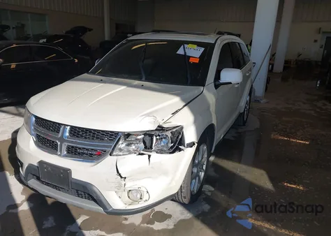 2015 Dodge Journey Sxt z USA, uszkodzony, nr VIN 3C4PDCBG8FT543350